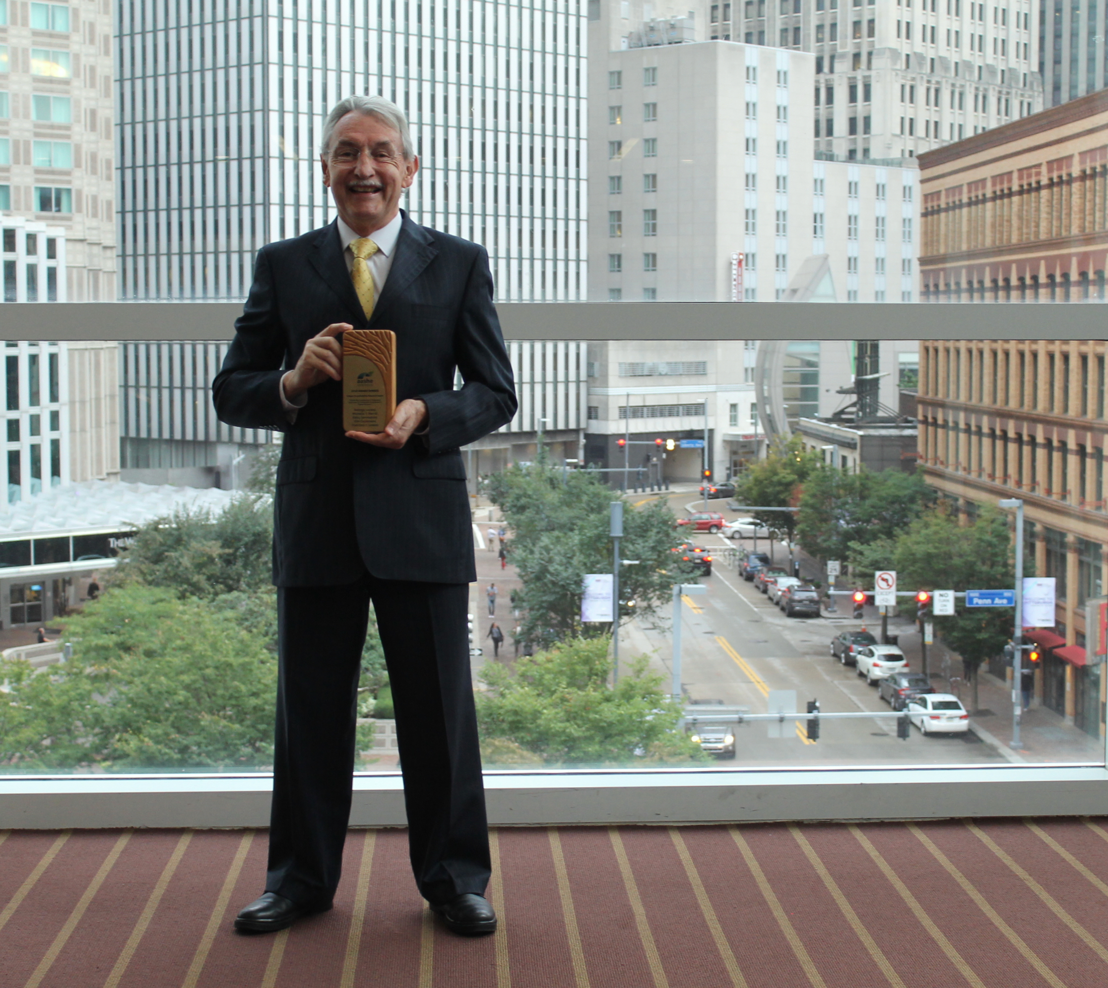 Francisco J. Lozano 2018 AASHE Sustainability Award Winners